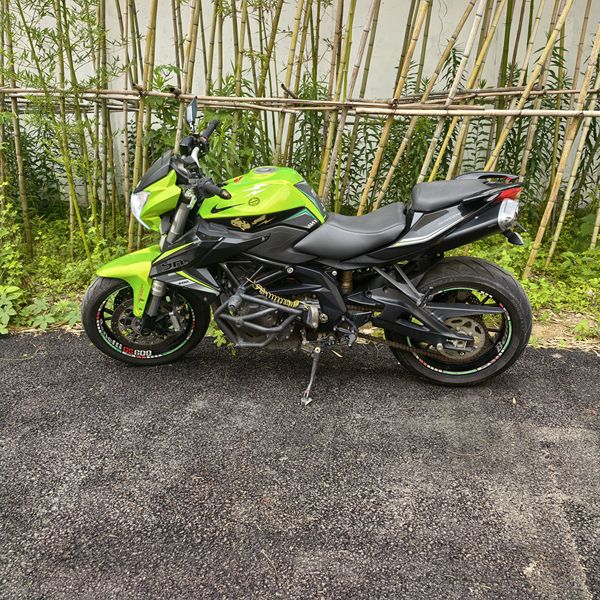 二手贝纳利TNT600i