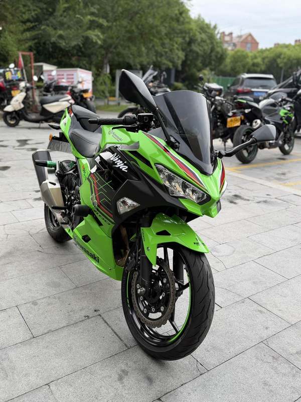 二手川崎Ninja 400