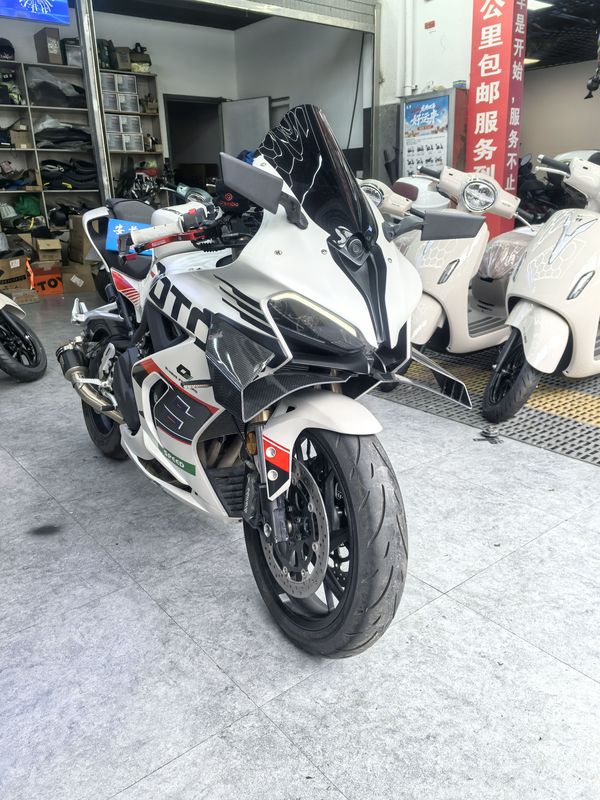 二手QJMOTOR赛800