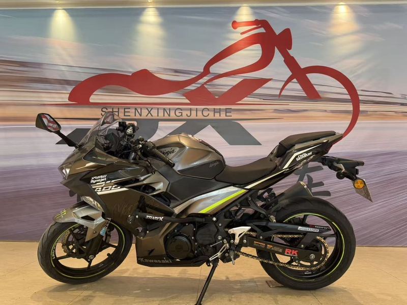二手川崎Ninja 400