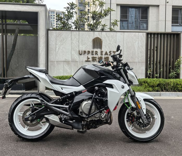 二手春风650NK