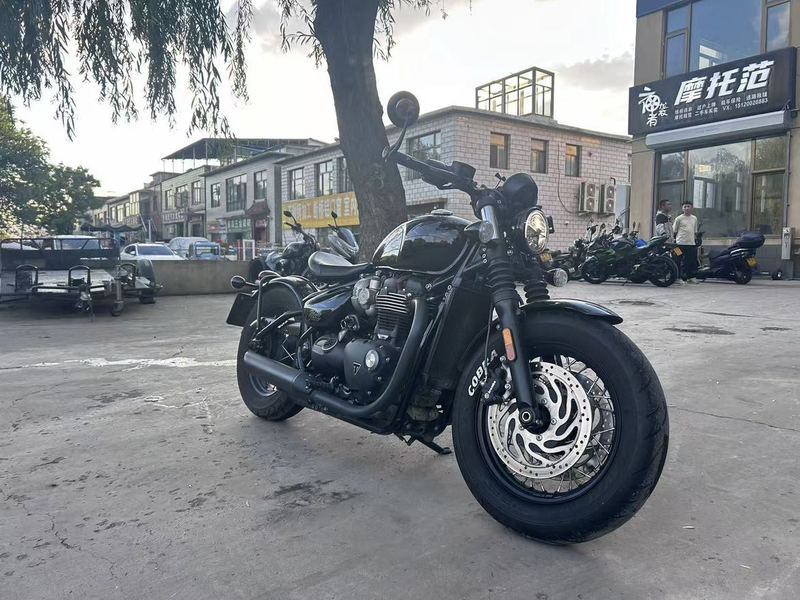 二手凯旋Bonneville Bobber
