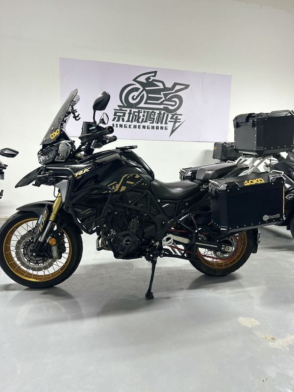 二手贝纳利TRK702