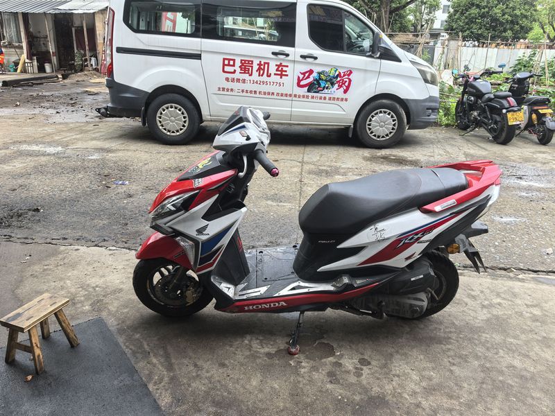 二手新大洲本田裂行 RX125Fi