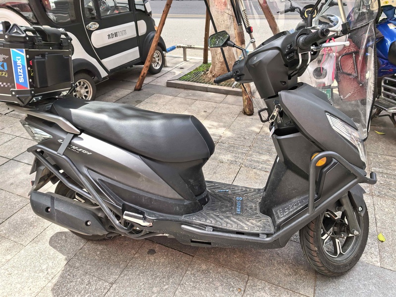 二手济南铃木优驿 UE125T