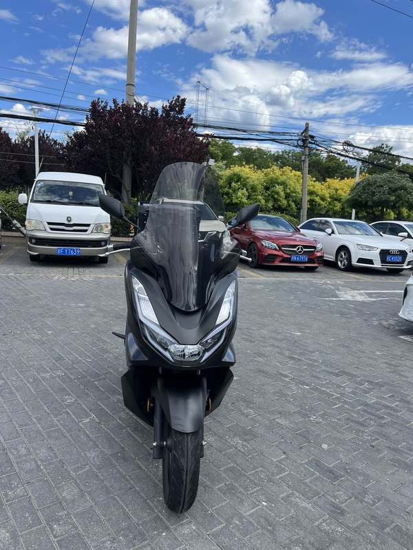 二手五羊本田PCX