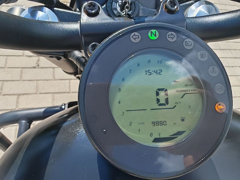 二手QJMOTOR闪300