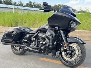 二手哈雷戴维森公路滑翔 Road Glide