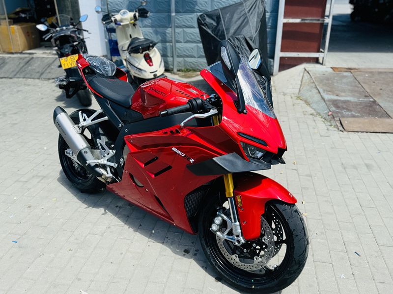 二手张雪机车820RR