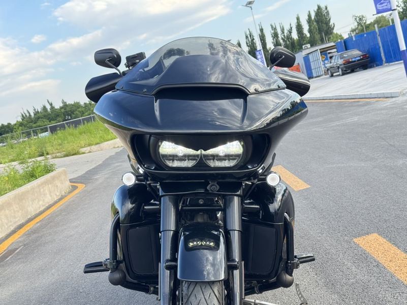 二手哈雷戴维森公路滑翔 Road Glide
