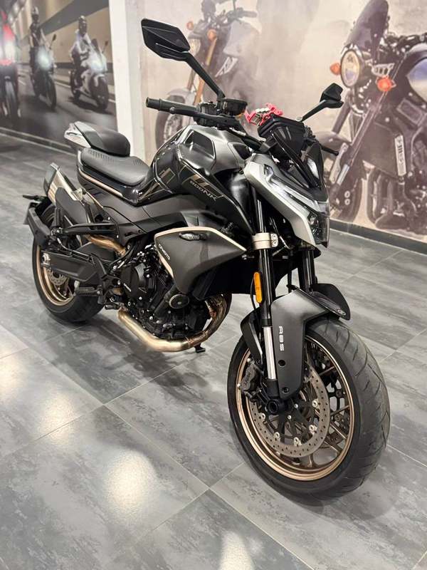 二手春风800NK