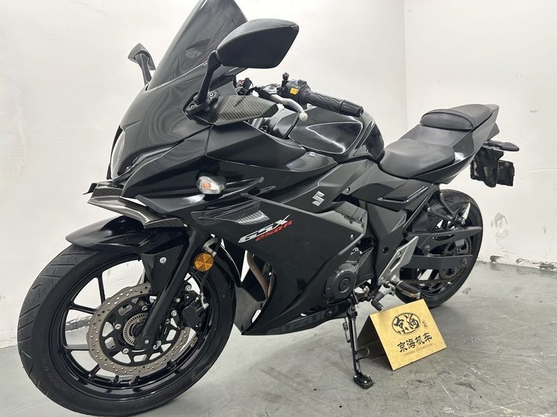 二手豪爵铃木GSX250R