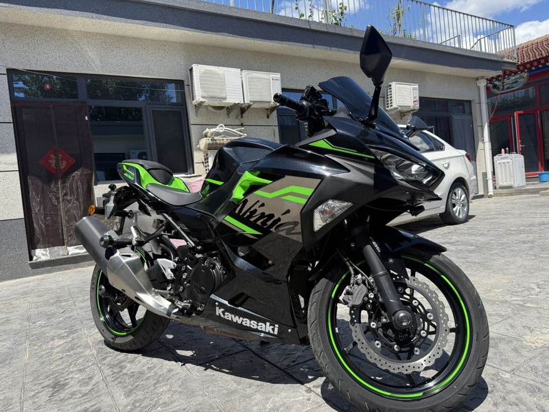 二手川崎Ninja 400