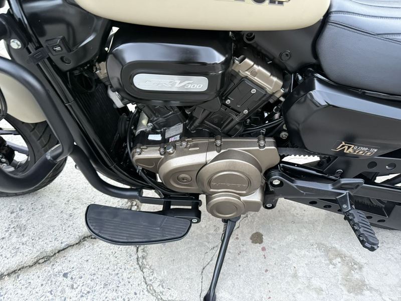 二手QJMOTOR闪300