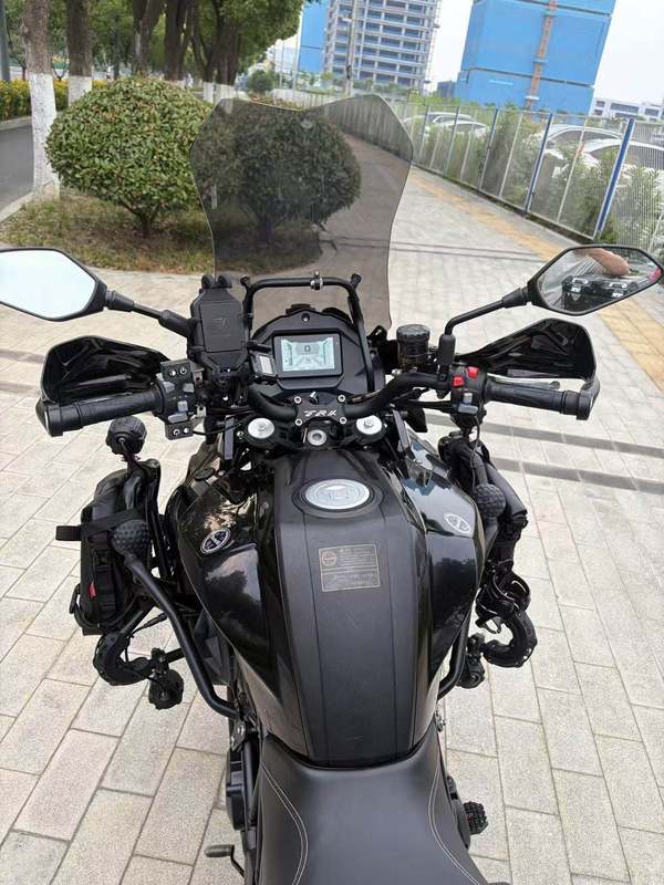 二手贝纳利金鹏 TRK502