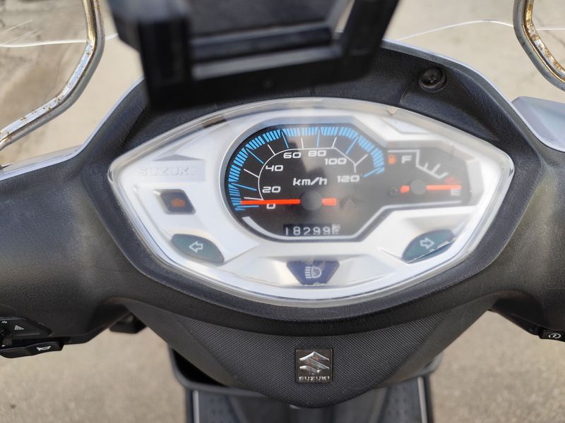 二手济南铃木优驿 UE125T