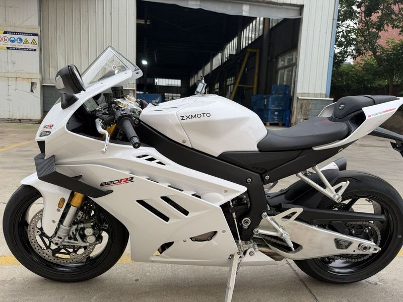 二手张雪机车820RR