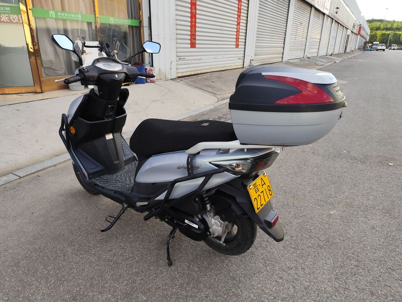 二手济南铃木优驿 UE125T
