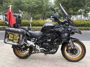 二手贝纳利金鹏 TRK502
