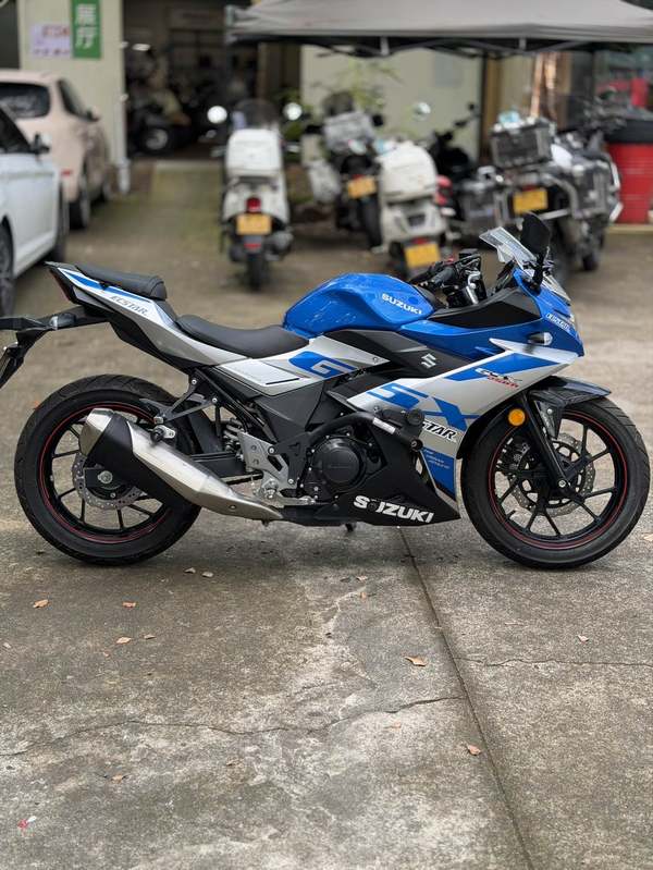 二手豪爵铃木GSX250R