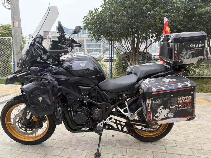 二手贝纳利金鹏 TRK502