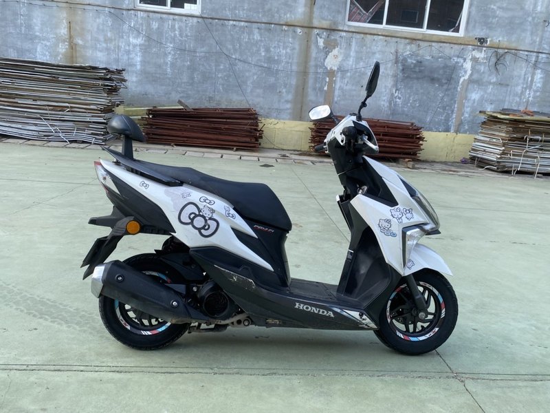 二手新大洲本田裂行 RX125Fi