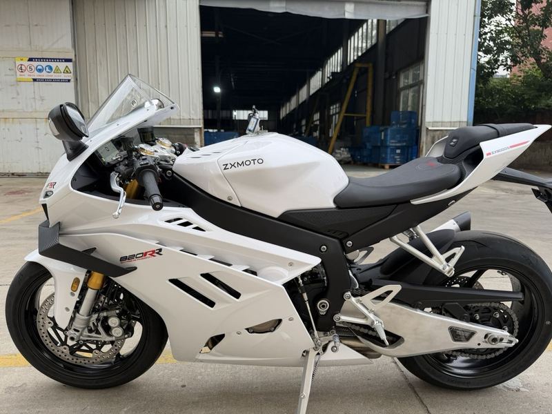 二手张雪机车820RR
