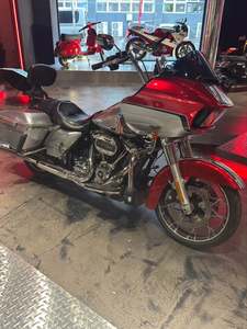 二手哈雷戴维森公路滑翔 Road Glide