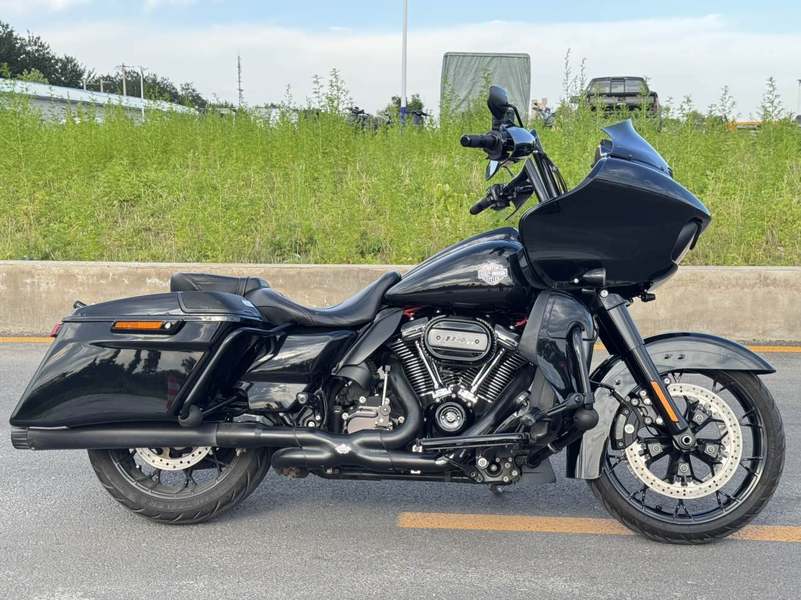 二手哈雷戴维森公路滑翔 Road Glide