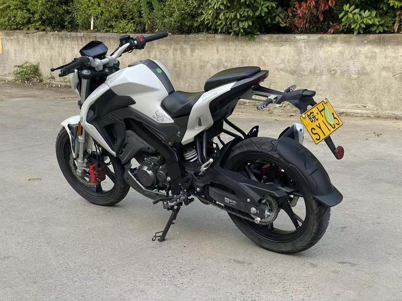 二手贝纳利小迅龙 BN150S