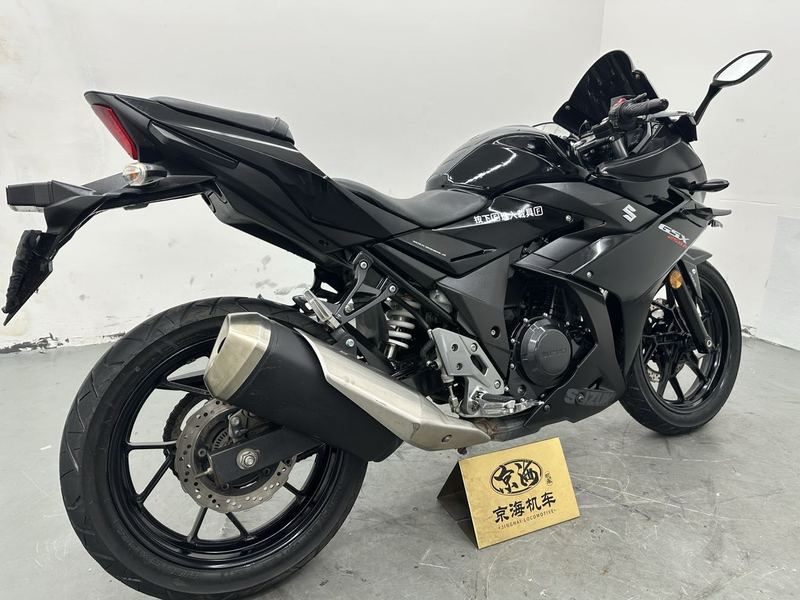二手豪爵铃木GSX250R
