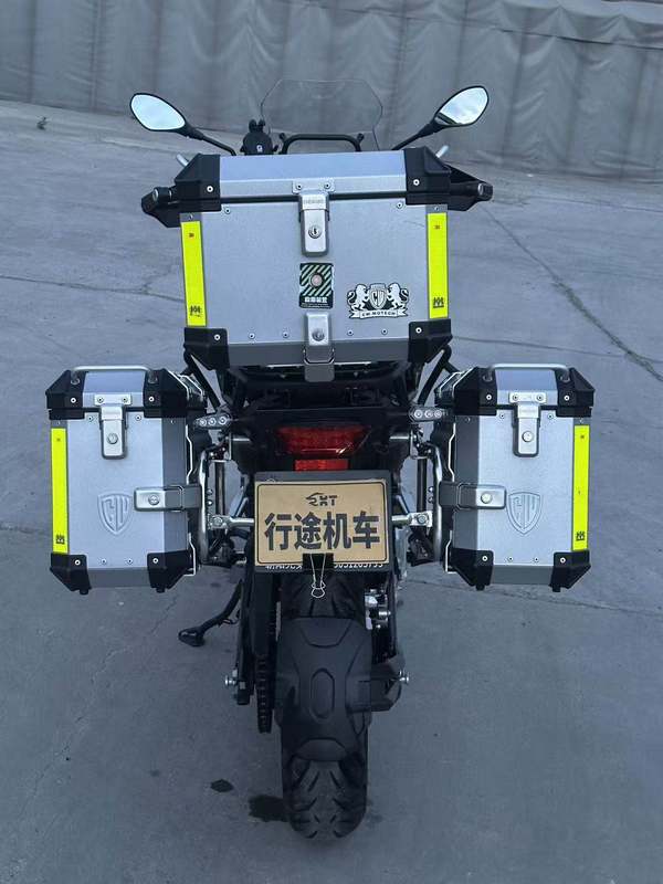 二手贝纳利金鹏 TRK502