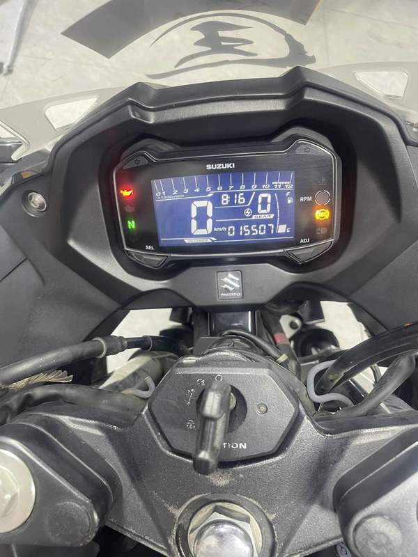 二手豪爵铃木GSX250R