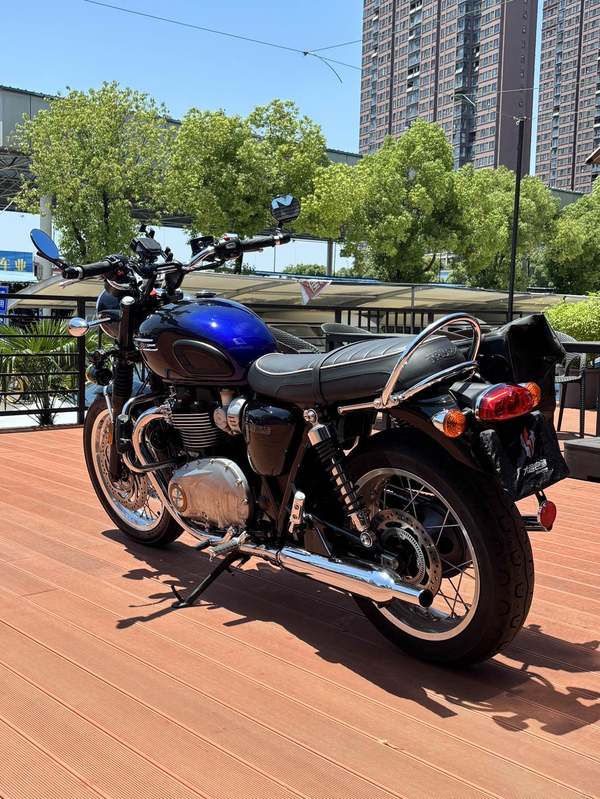 二手凯旋Bonneville T120