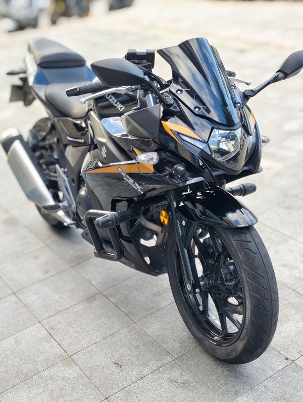 二手豪爵铃木GSX250R
