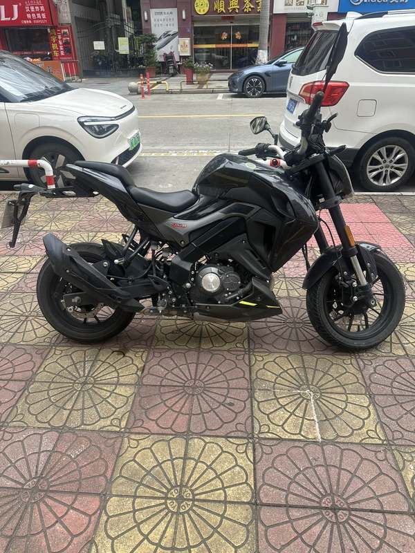 二手贝纳利小迅龙 BN150S