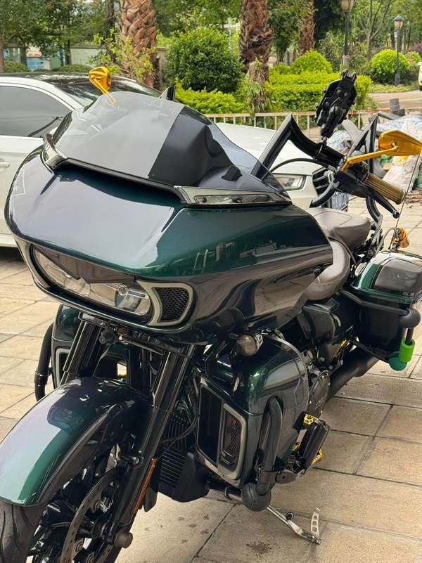 二手哈雷戴维森公路滑翔 Road Glide