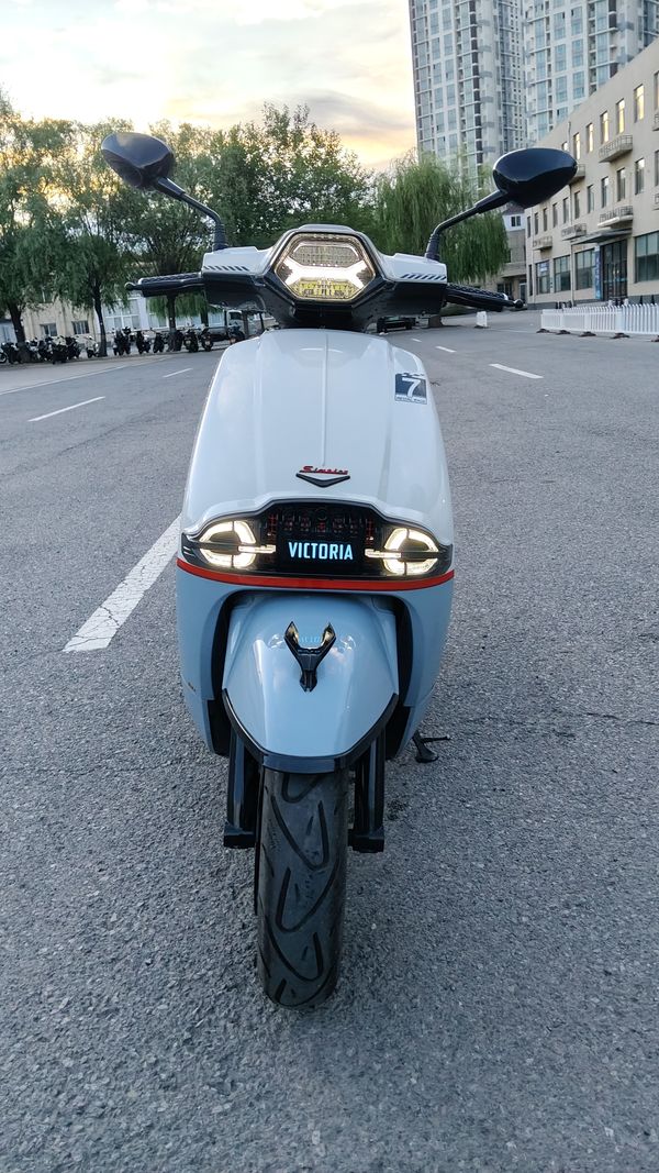 二手维多利亚Sixties 250Si