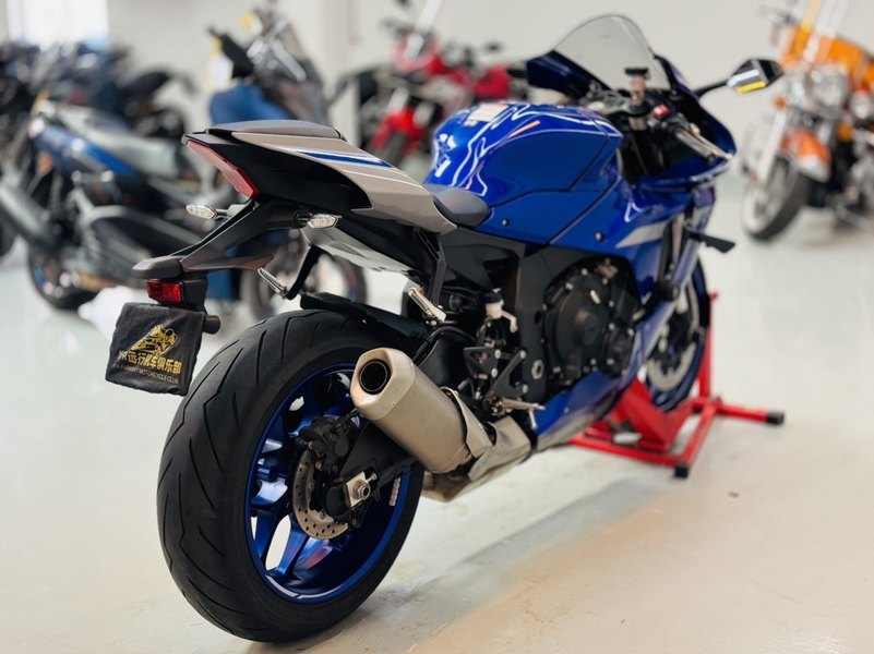 二手雅马哈YZF-R1