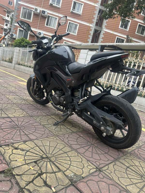 二手贝纳利小迅龙 BN150S