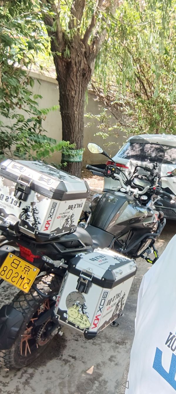 二手贝纳利金鹏 TRK502