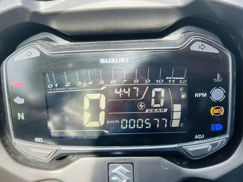 二手豪爵铃木GSX250R