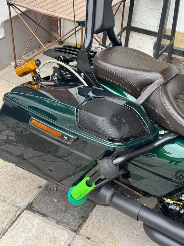 二手哈雷戴维森公路滑翔 Road Glide