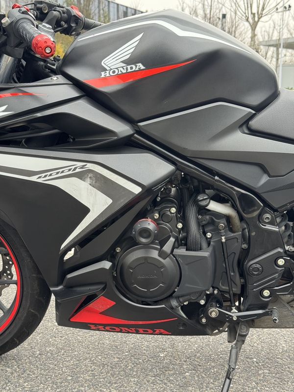 二手本田CBR400R