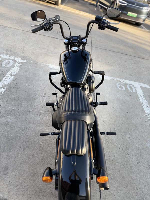 二手哈雷戴维森街霸 Street Bob