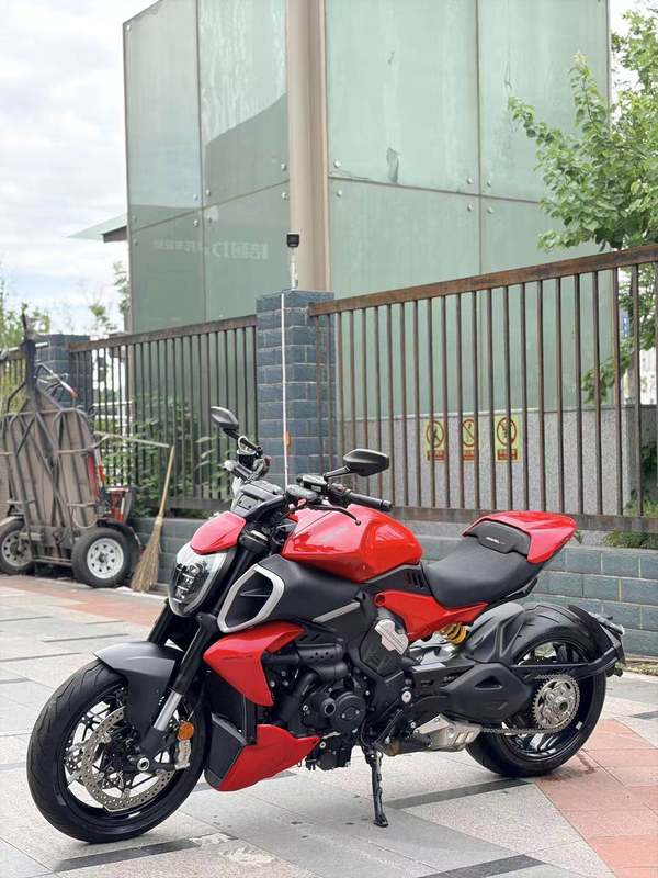 二手杜卡迪Diavel V4