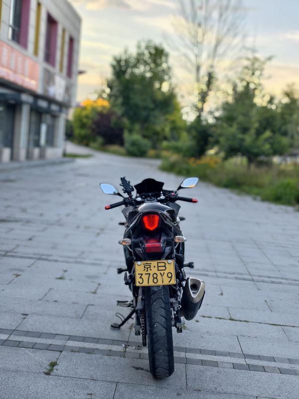 二手豪爵铃木GSX250R