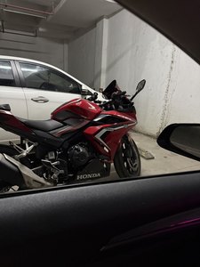 二手本田CBR400R