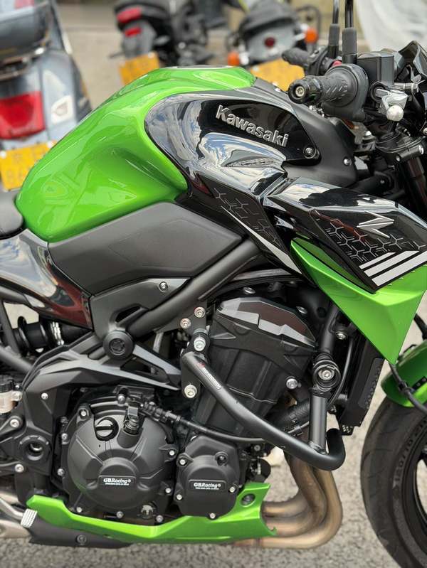 二手川崎Z900