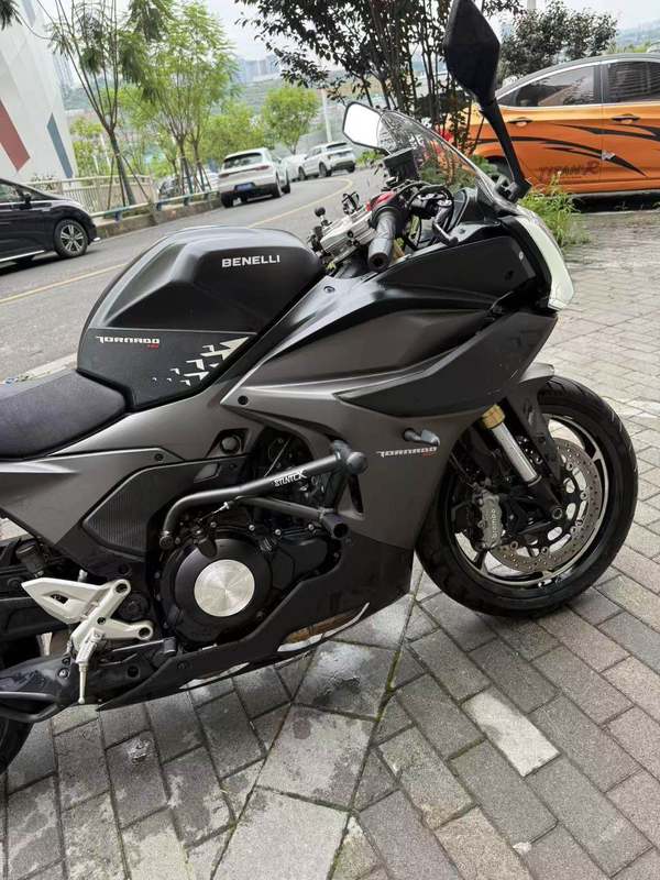 二手贝纳利龙卷风 Tornado 552R